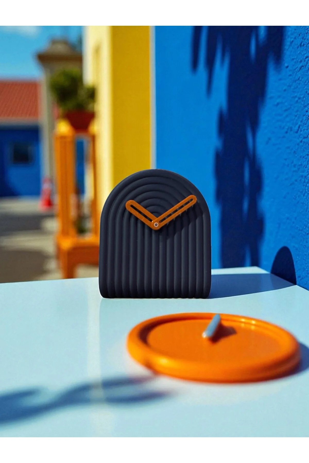 Dekoratif Masa Saati – Renkli ve Modern | El Yapımı